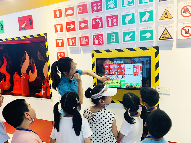 青少年法治教育實(shí)踐基地建設(shè)